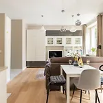 Cosy Nowy Swiat Srodmiescie By Renters Appartement *