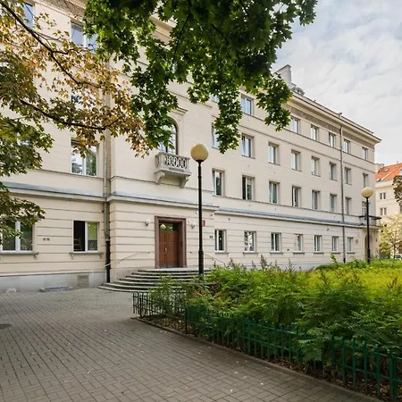 Cosy Nowy Swiat Srodmiescie By Renters Appartement Warschau
